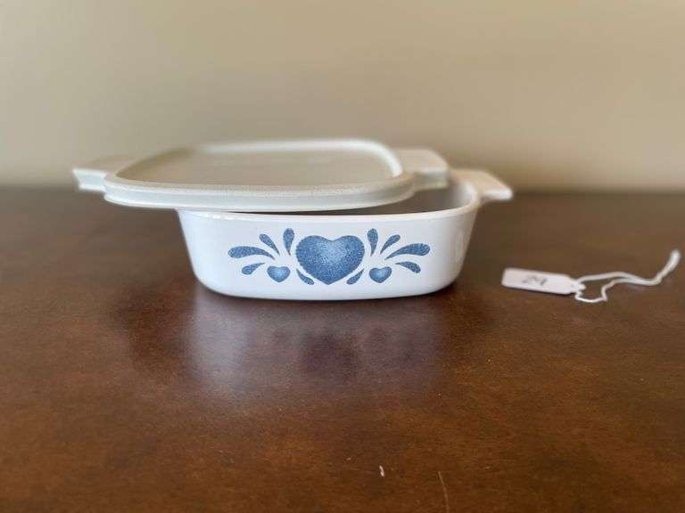 Corning Ware Blue Hearts 2 Quart Casserole Dish