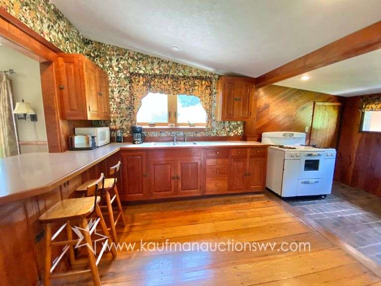 97.89 +/- Acres | 3 Bedroom, 2 Bath Home