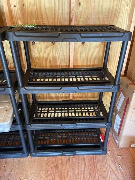 PLASTIC SHELVING