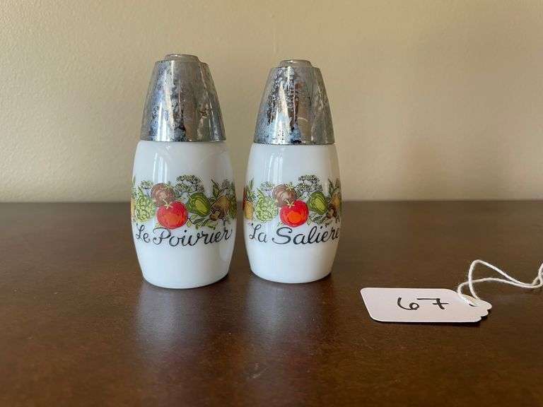 Corning Ware Spice of Life Salt & Pepper Shakers