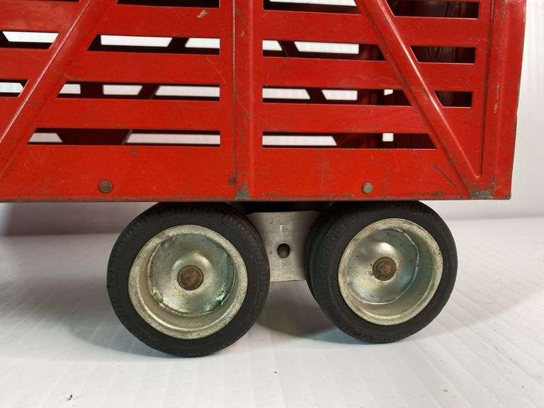 1950s Tonka Livestock Tractor Trailer