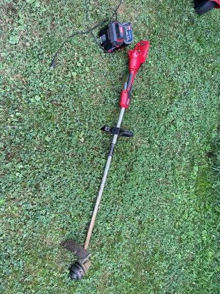 TORO BATTERY OPERATED WEED EATER