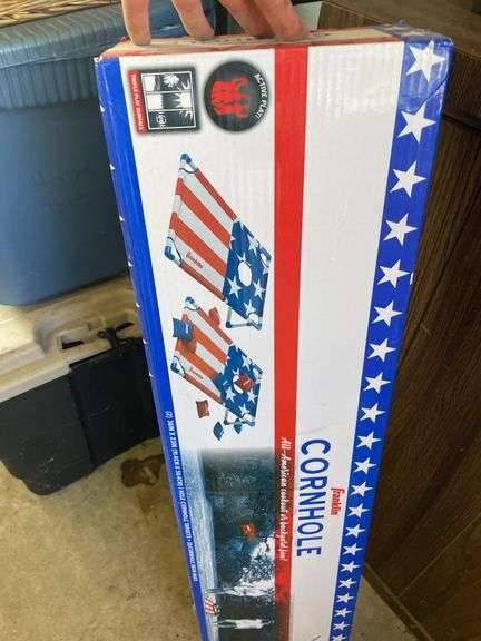 FRANKLIN CORN HOLE SET