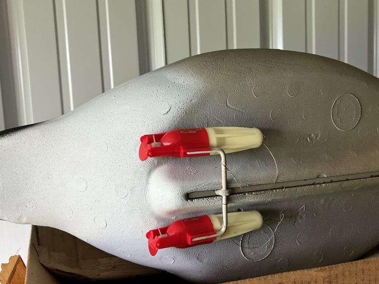 3 Herters Geese Decoys & Binoculars