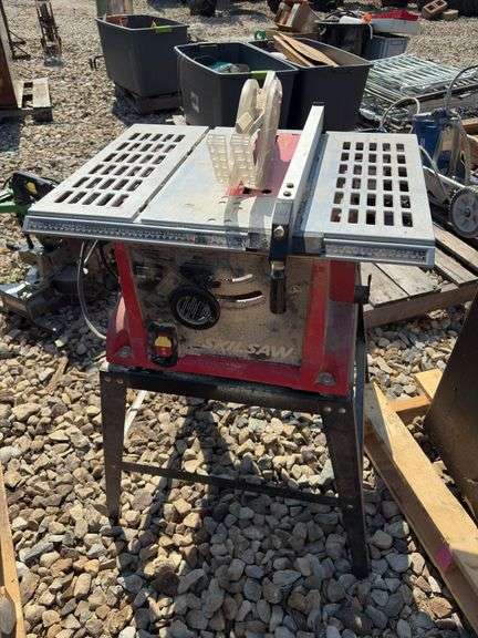 Skilsaw 3310 table saw w/ stand - works