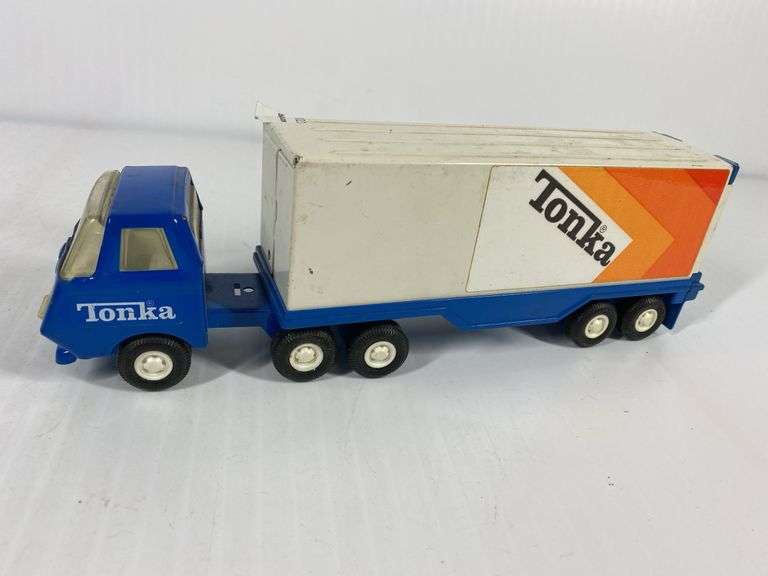 1970s Tonka Tractor Trailer