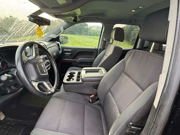 2016 GMC Sierra Z71 1500 , 4x4 , Crew Cab ,