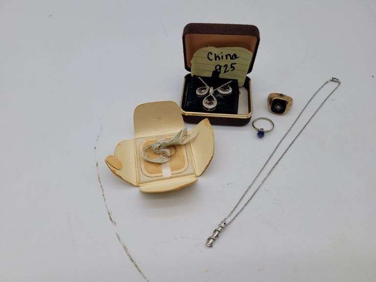10K RING , 10K LINDY STAR RING, SILVER NECKLACE, CHINA 925 NECKLACE & EARRINGS + BABY RING