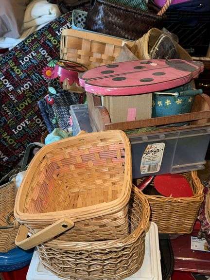 HUGE LOT INCL. TWIN BED, BASKETS, WALKER, HOME DECOR AND MORE