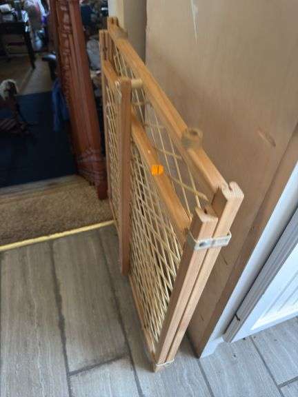 STAIRWAY GATE