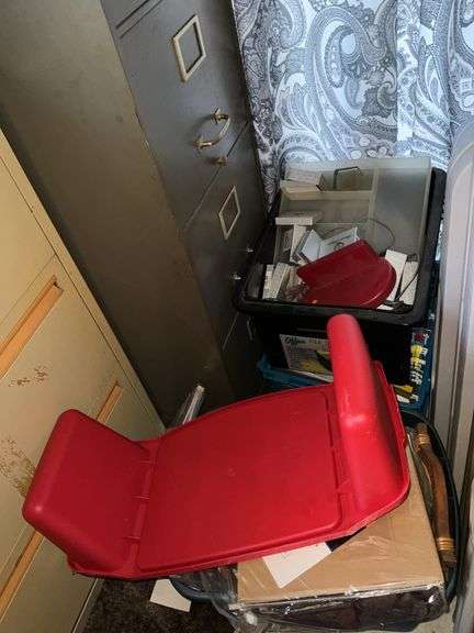 PAIR OF METAL CABINETS AND CONTENTS