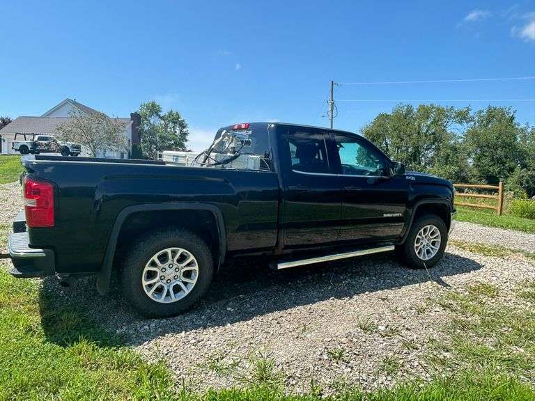 2016 GMC Sierra Z71 1500 , 4x4 , Crew Cab ,