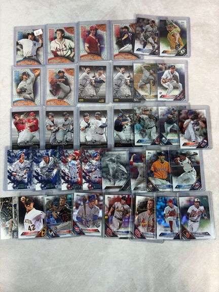 (35) 2016 Topps Insert & Refractor Baseball Lot