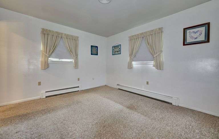 Brick Ranch Home in Sugarcreek