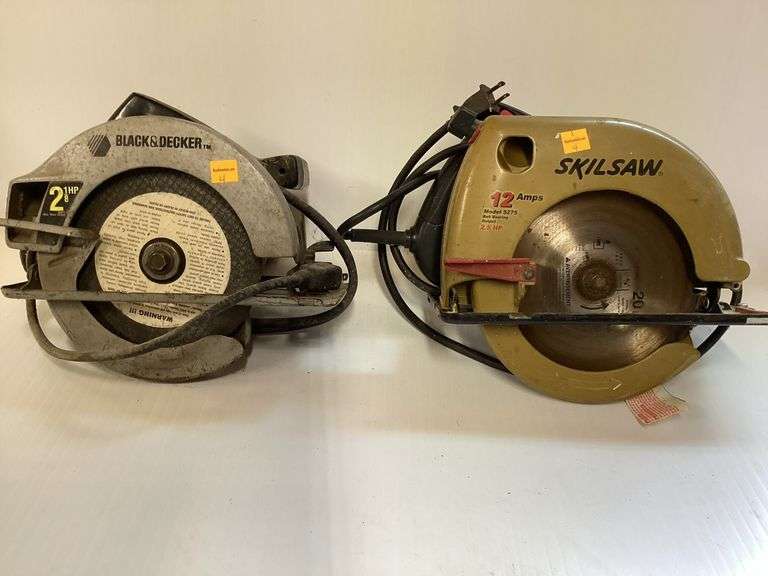 (2) Circular Saws (Black and Decker, Skilsaw)