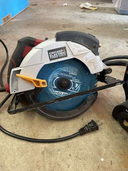 CHICAGO ELECTRIC CIRCULAR SAW AND CRAFTSMAN BELT SANDER