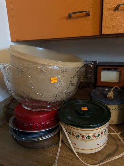 CROCKPOTS, ROASTER, BOWLS, LAMP AND TORCH