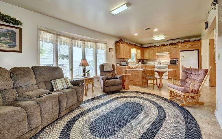 Brick Ranch Home in Sugarcreek