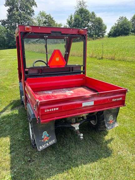 Kawasaki 2510 Mule ,4x4 , Electric Dump Bed , Has 2 Removable Doors , Good Tires ,