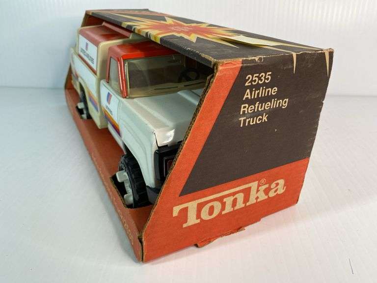 1982 United Airlines Airline Refueling Truck #2535