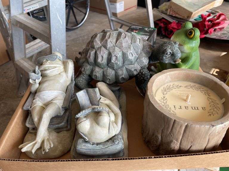 YARD DECOR AND CITRONELLA CANDLE