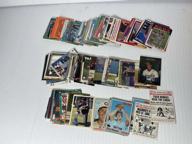 Assorted Baseball Cards