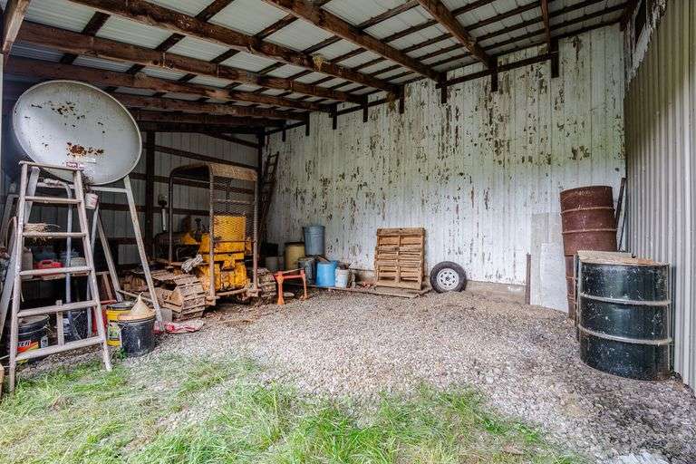 Parcel 1: 9.6 acres with 600’ frontage on Autumn Road