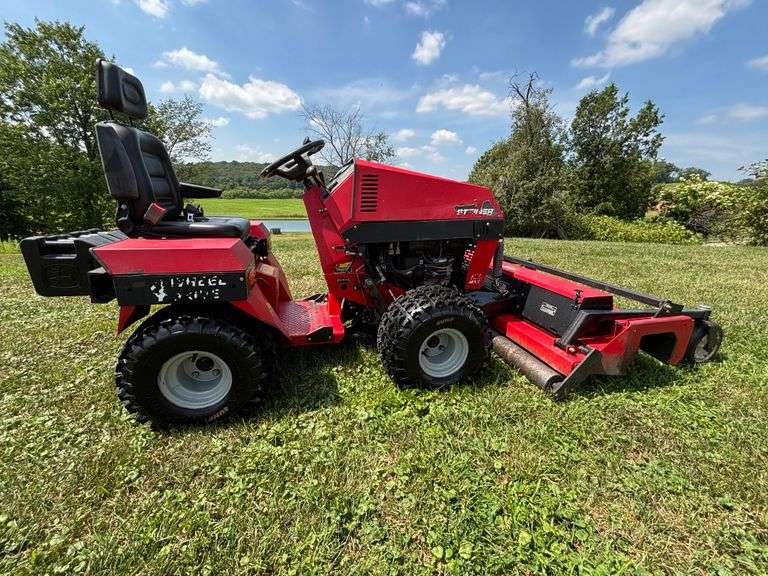 Steiner 430 Max Tractor, Kohler Engine, Lights , Rear Weights , Mower Deck , Blade , Front Bucket