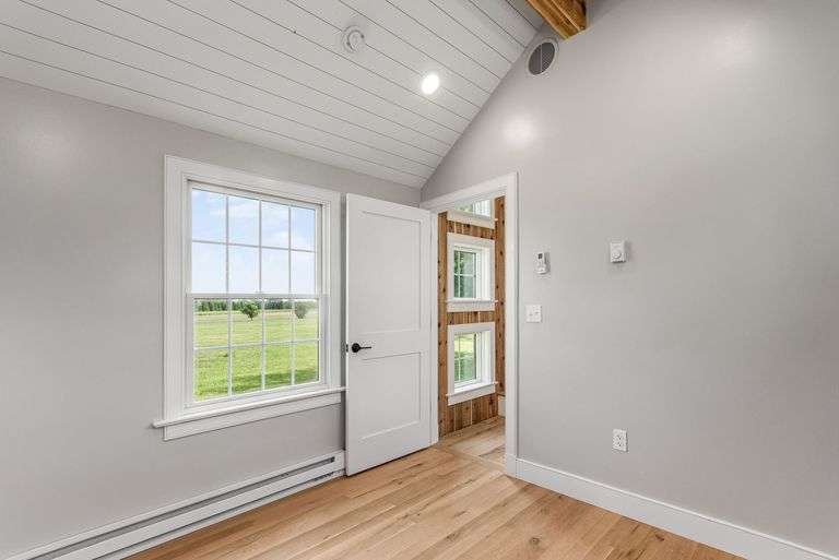 Mini Home on Wheels From Rosedale Trades