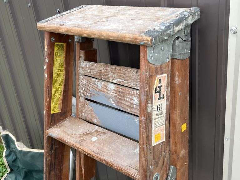 Ladder, Camp Chair, Crutches