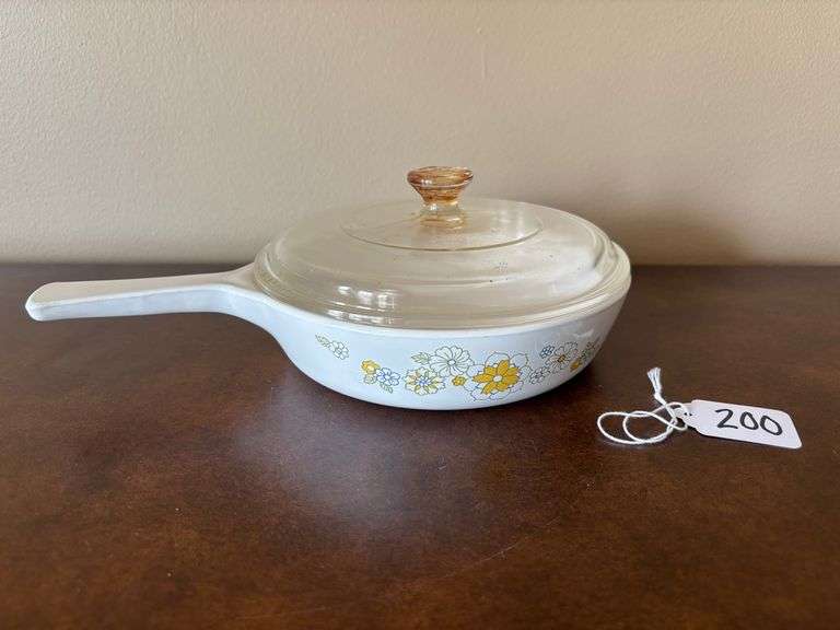 CorningWare Floral Bouquet P-83-B Saucepan with Lid