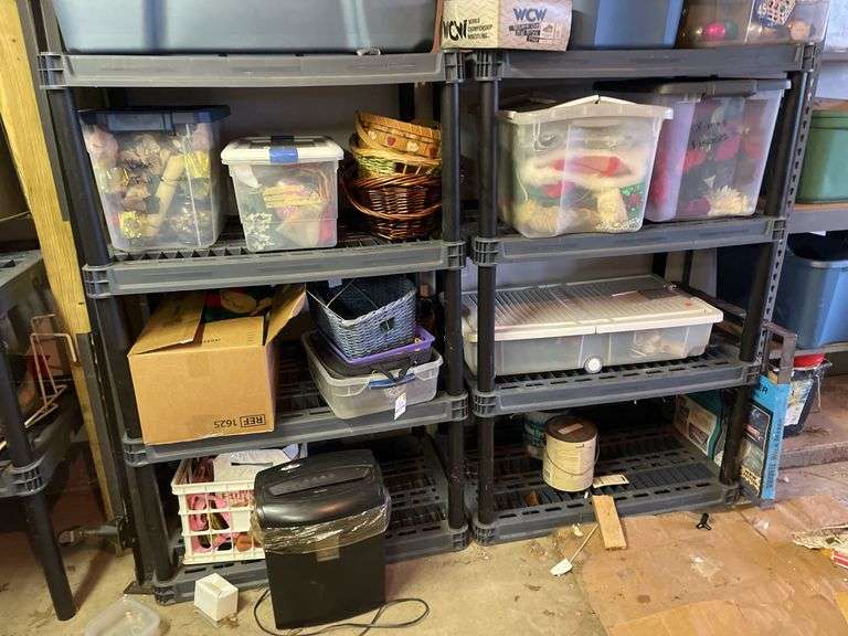 2 SHELVING UNITS (CONTENTS NOT INCLUDED)