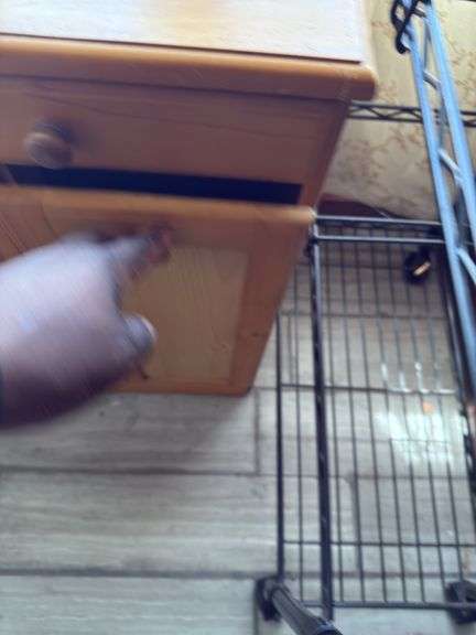 TRASH CAN STAND AND METAL ROLLING CART