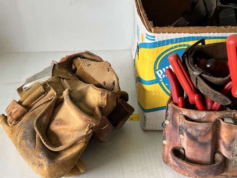 Toolbags and Screwdrivers