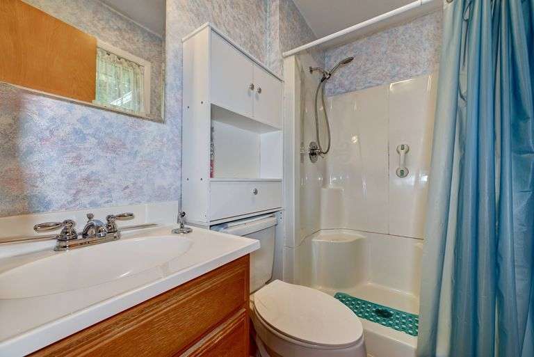 Brick Ranch Home in Sugarcreek
