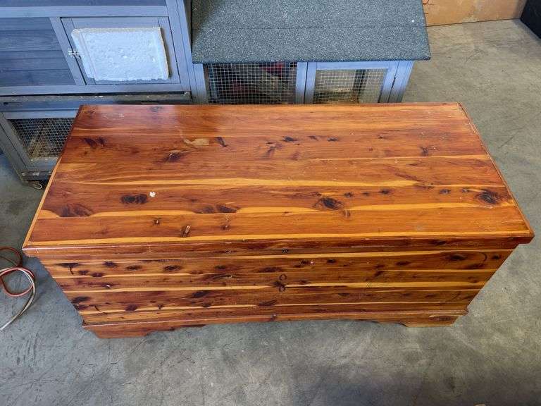 Cedar chest and (10) white faux wood blinds - 34.5" wide
