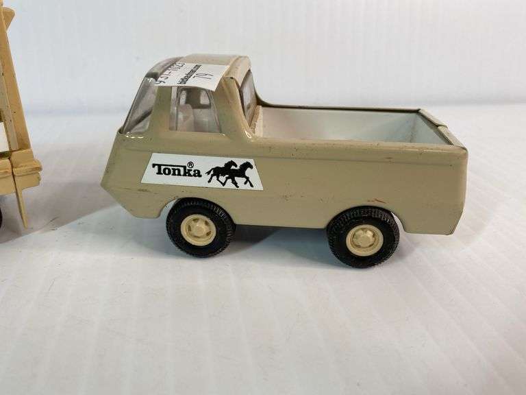 1970s Tonka Mini Horse Trailer & Truck