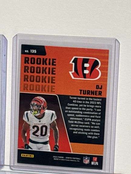 (11) Various NFL/NCAAF Sports Cards