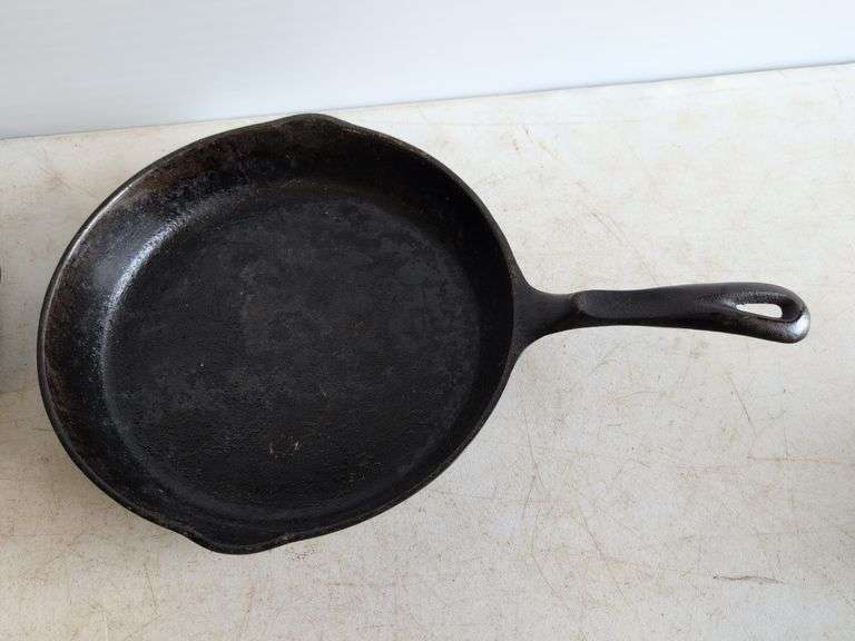 (2) cast iron skillets