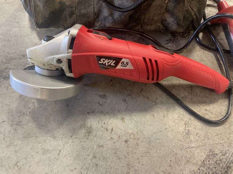 Skil 4.5" electric disc grinder