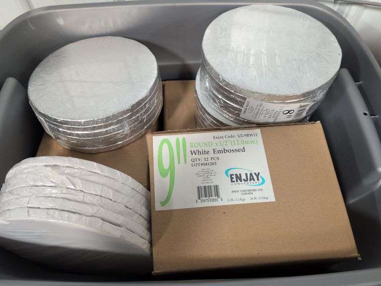 Assortment of new white and silver foldunders