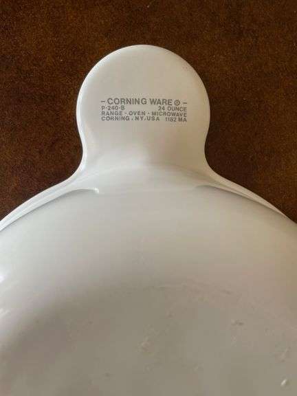 2 Corning Ware 24-ounce P-240-B Dishes