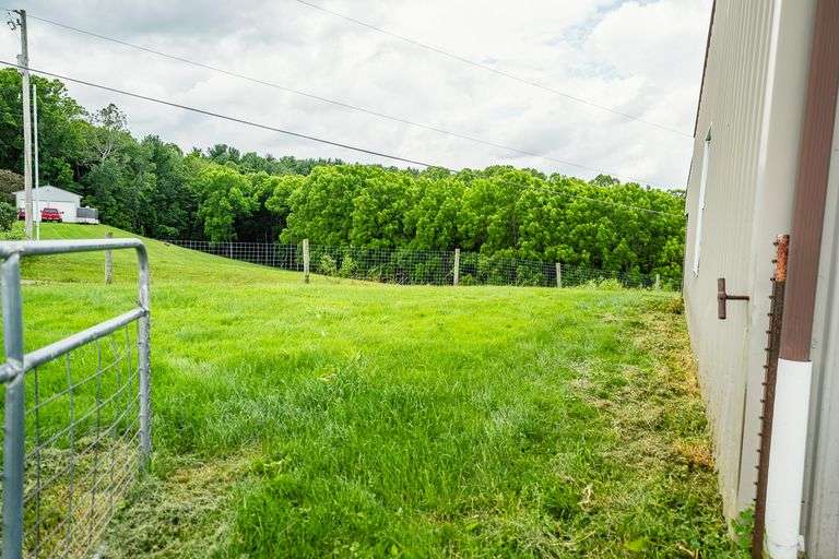 Parcel 1: 9.6 acres with 600’ frontage on Autumn Road