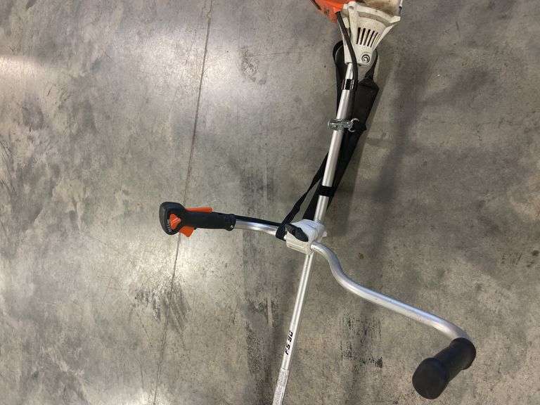 Stihl FS 90 weed eater - works well
