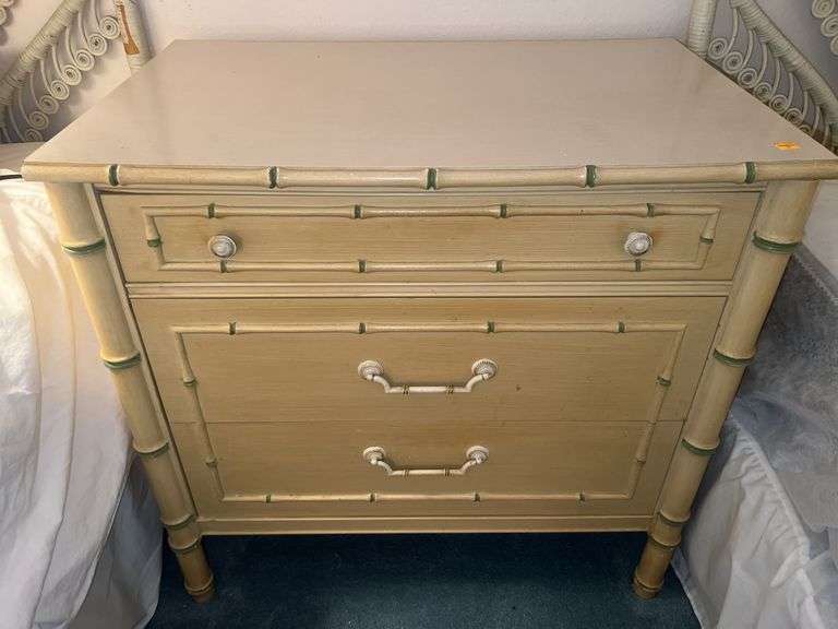 Thomasville Chest of Drawers