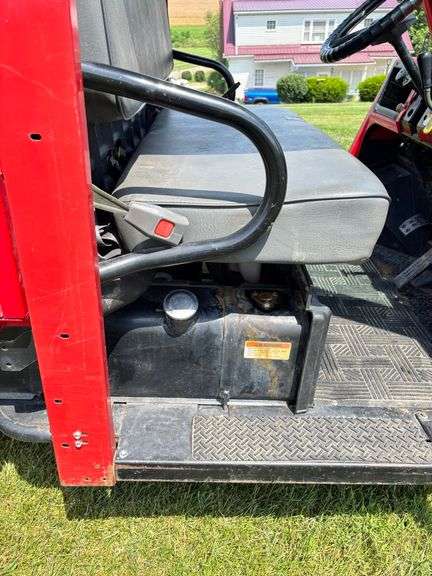 Kawasaki 2510 Mule ,4x4 , Electric Dump Bed , Has 2 Removable Doors , Good Tires ,