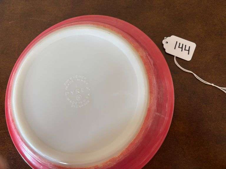 Pyrex Flamingo Pink Pie Plate