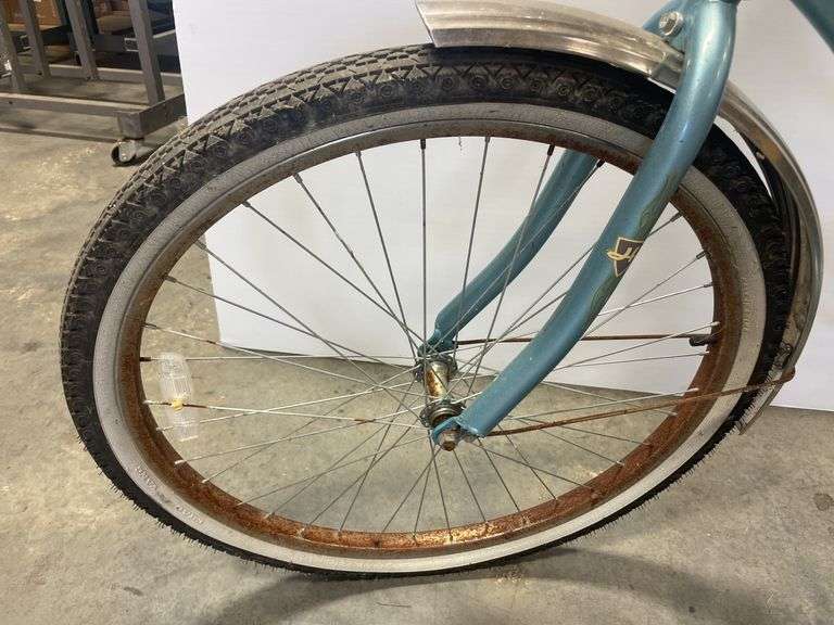Huffy Cranbrook one-speed blue bicycle