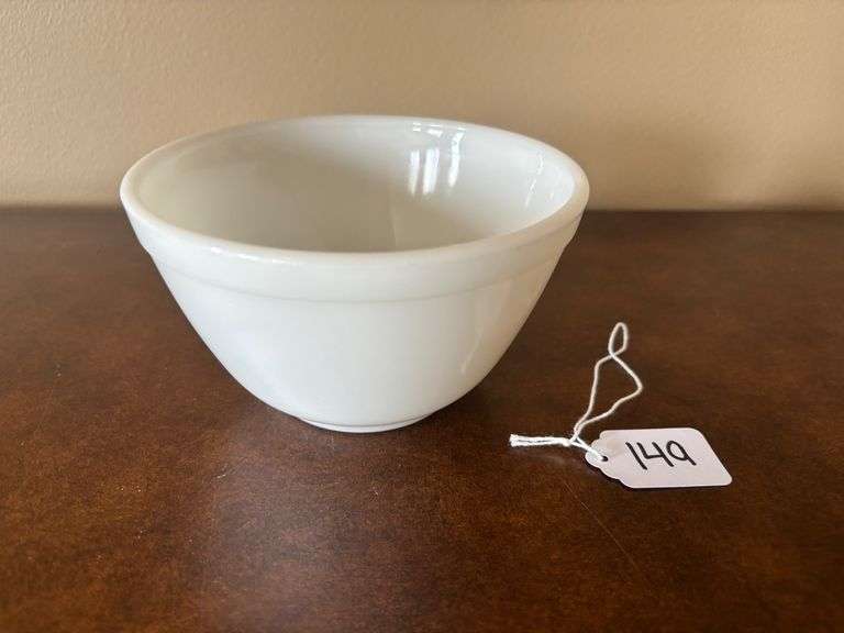 Pyrex Opal White Bowl
