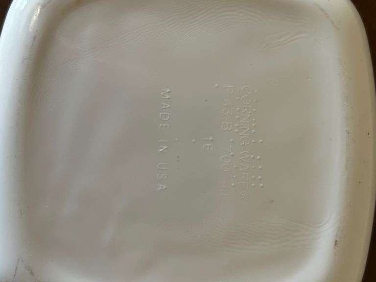 CorningWare Fresh Cut/Tulip P-43-B Petite Pan